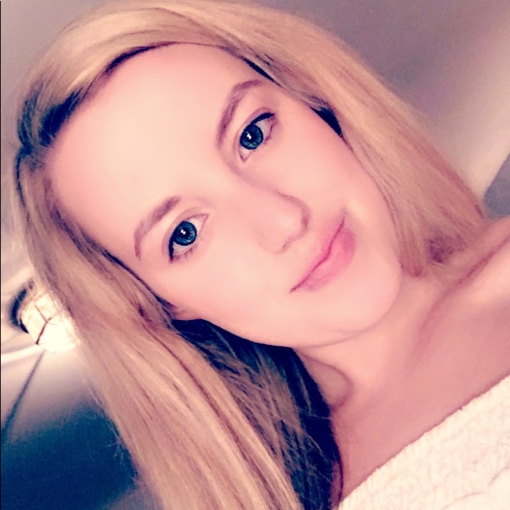 Meet your Posher, Haley
